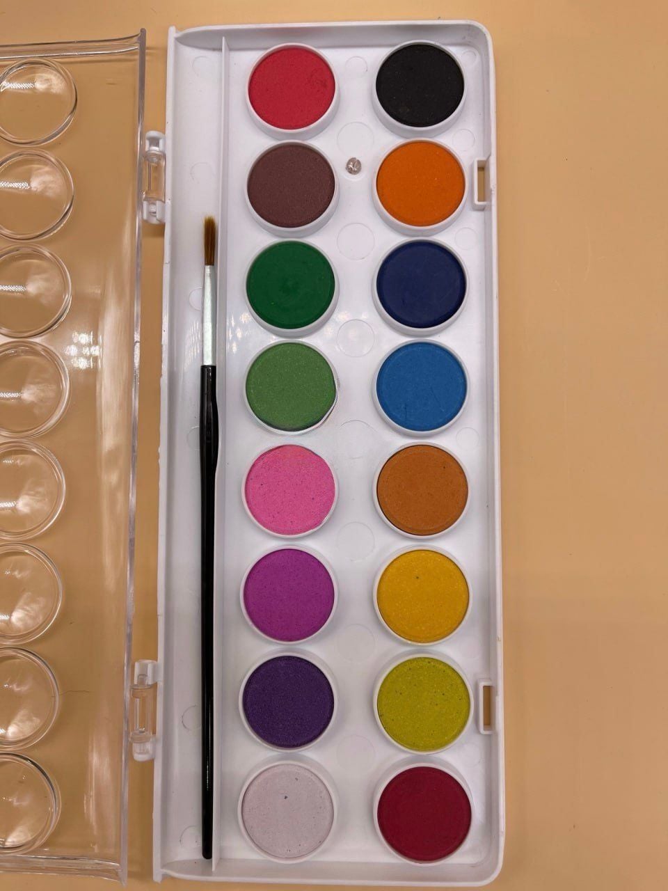 Фарби акварельні 16 кол з пензликом в пластиковій коробці CP 630-16 AIHAO