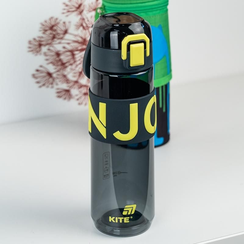 Пляшечка для води 680 мл чорно-жовта K25-1233-1 Kite