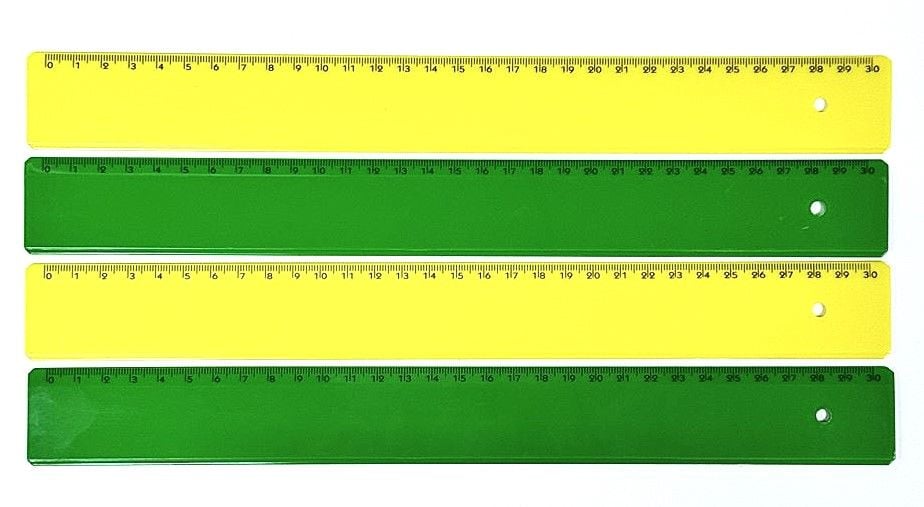 Лінійка пластикова 30 см Італія