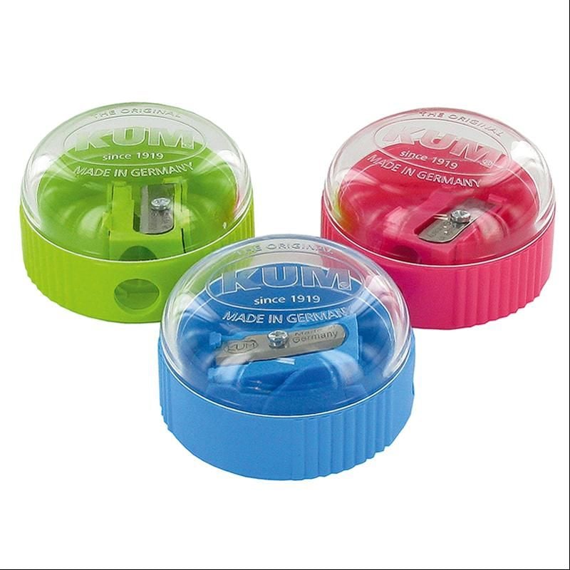 Чинка пластикова з контейнером кругла (12 шт/уп) 210К KUM