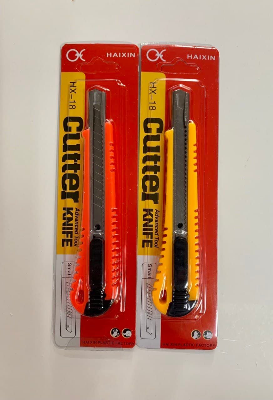 Ніж канцелярський 9 мм на планшеті AH-HX-18 AIHAO